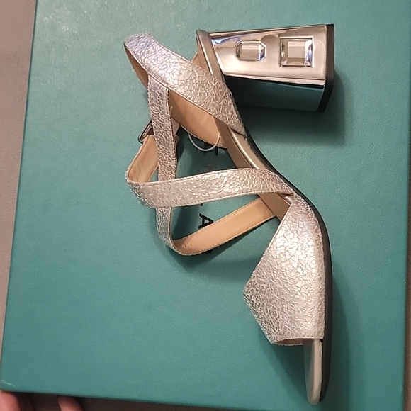 Geox Metallic Silver Rhinestone Jeweled Block Ankle Strap Heels NWT - Picture 7 of 16